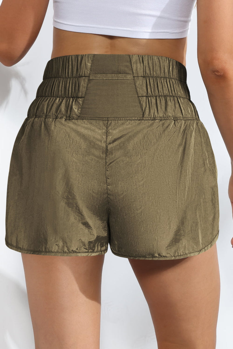 Shorts deportivos fruncidos transpirables