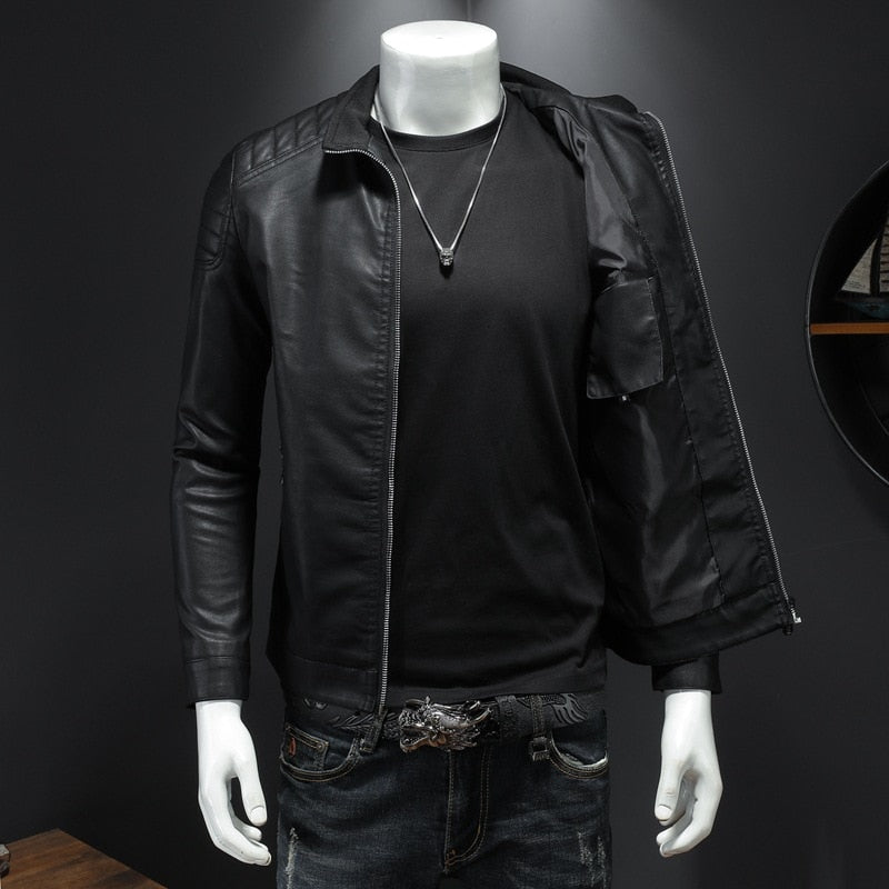 BOUS Chaqueta de piel sintética plisada con cuello alzado para hombre