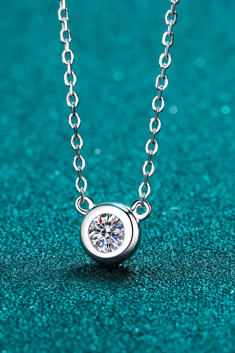 Collier chaîne pendentif rond Moissanite