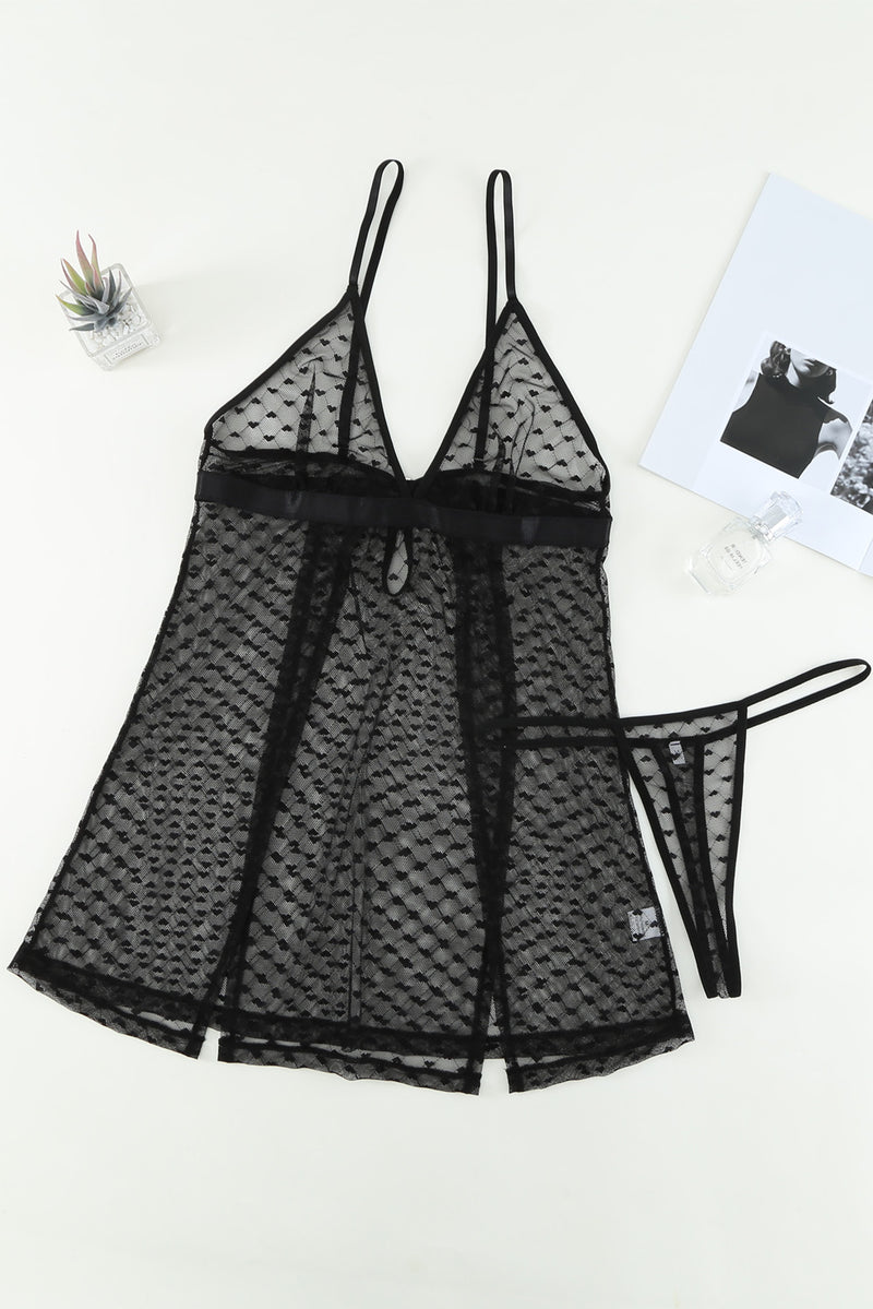 Ensemble de lingerie nuisette avec imprimé cœur et ourlet fendu avec string