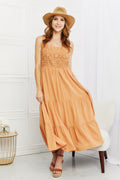 HEYSON Summer Dream - Robe mi-longue au crochet en sorbet